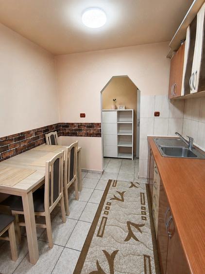 Apartament cu 2 camere semidecomandat în Aurel Vlaicu