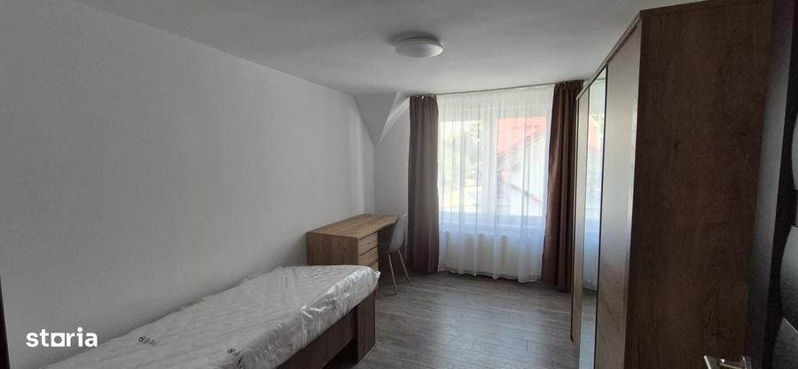 Apartament cu 4 camere în Lefaia