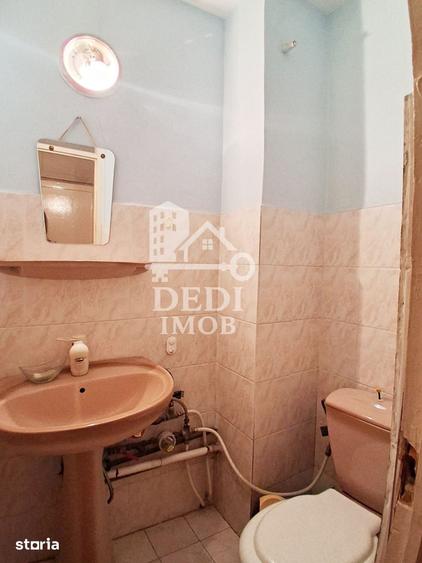 Apartament cu 3 camere decomandat în Orașul Nou