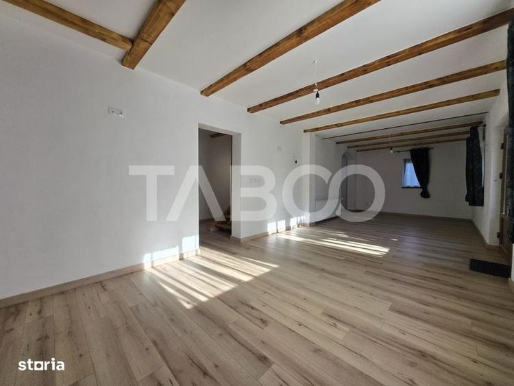Casă cu 4 camere în Porumbacu de Sus