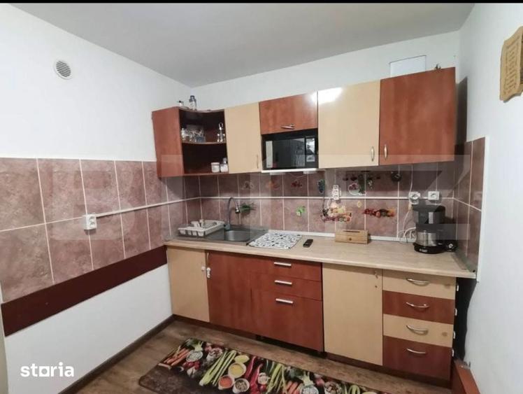 Apartament cu 3 camere în Micro 13