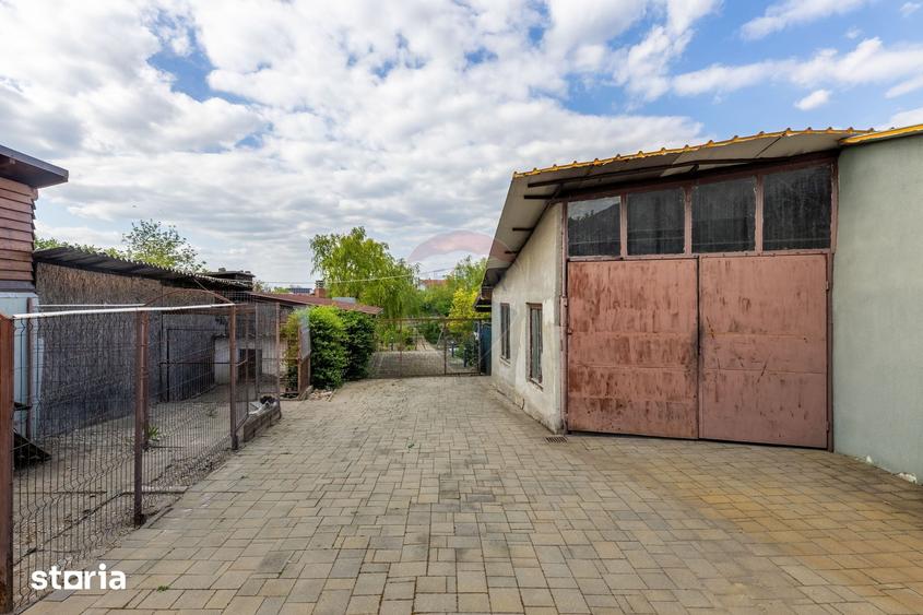 Casă cu 5 camere cu Teren 1085 Mp în Aradul Nou