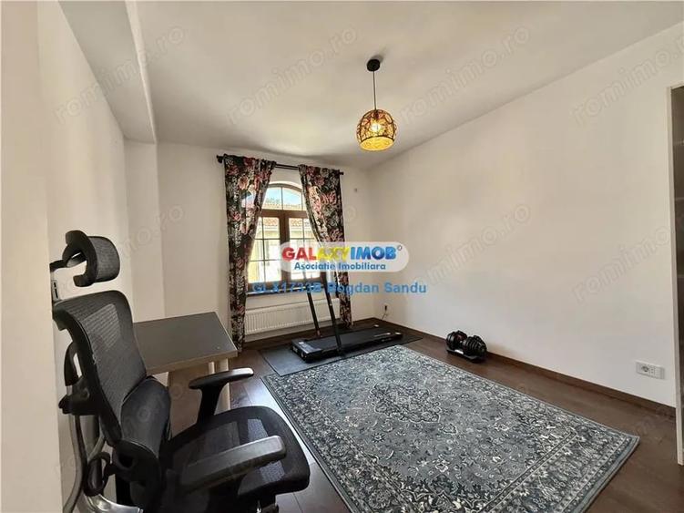 Casă cu 4 camere cu Teren 250 Mp în Dragomirești-Deal