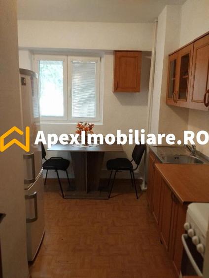 Garsonieră decomandată, mobilată în Timpuri Noi