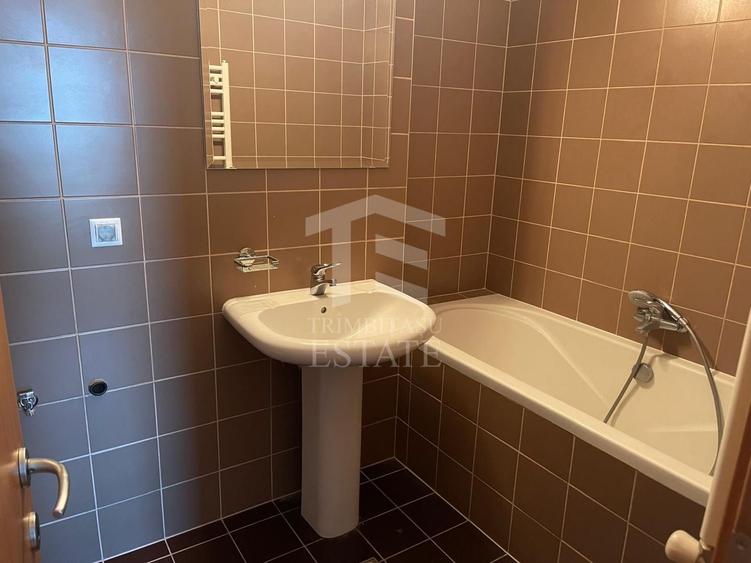 Apartament cu 3 camere decomandat, mobilat în Mihai Bravu
