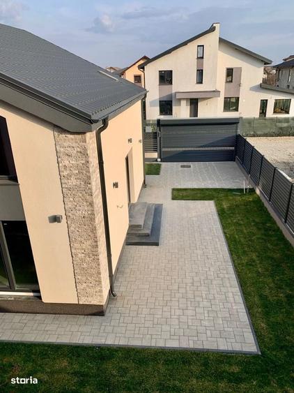 Casă cu 4 camere cu Teren 341 Mp în Central