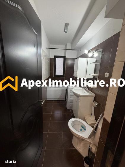 Garsonieră decomandată în Central