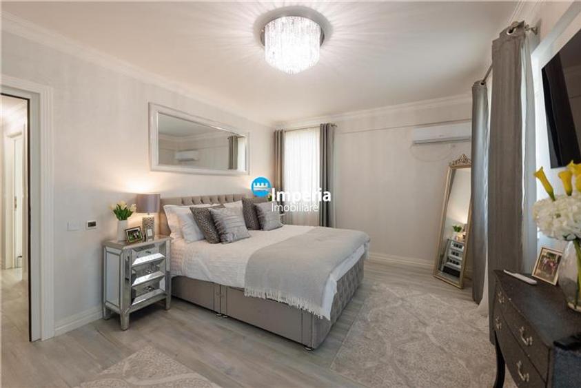 Casă individuală cu 10 camere cu Teren 500 Mp în Copou