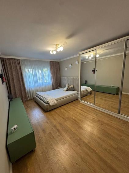 Apartament cu 2 camere decomandat în Steaua