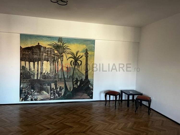 Apartament cu 3 camere circular în Dorobanți