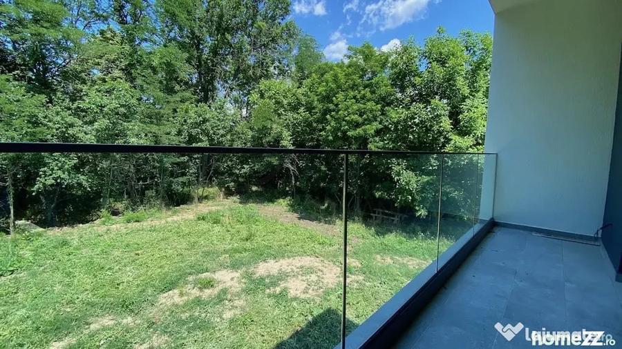 Casă cu 5 camere cu Teren 580 Mp în Bucov
