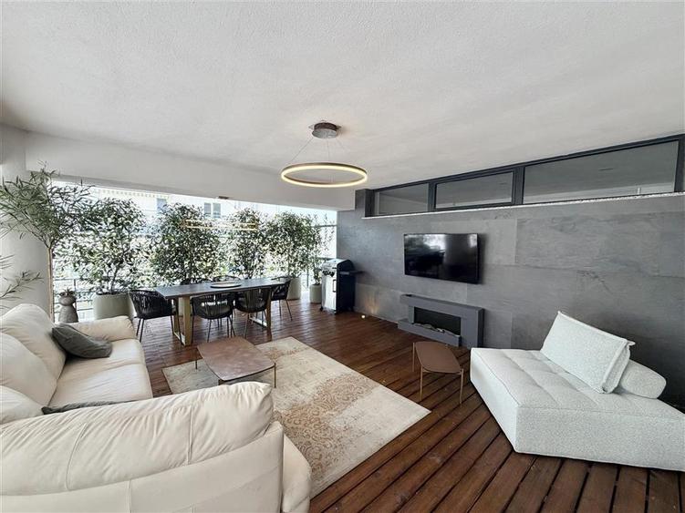 Apartament cu 3 camere decomandat, mobilat în Herăstrău