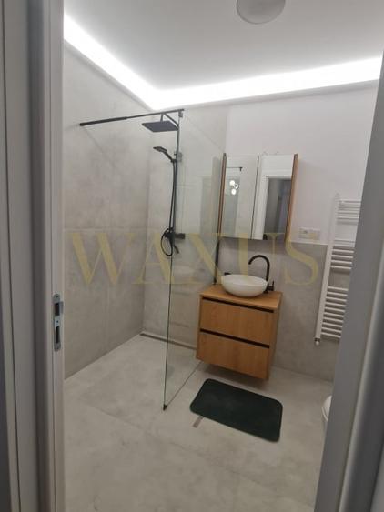 Apartament cu 2 camere semidecomandat, mobilat în Florești
