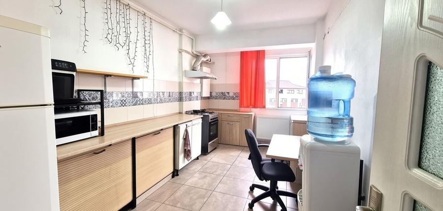Apartament cu 2 camere decomandat în Primo