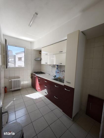 Apartament cu 3 camere decomandat în Cișmigiu