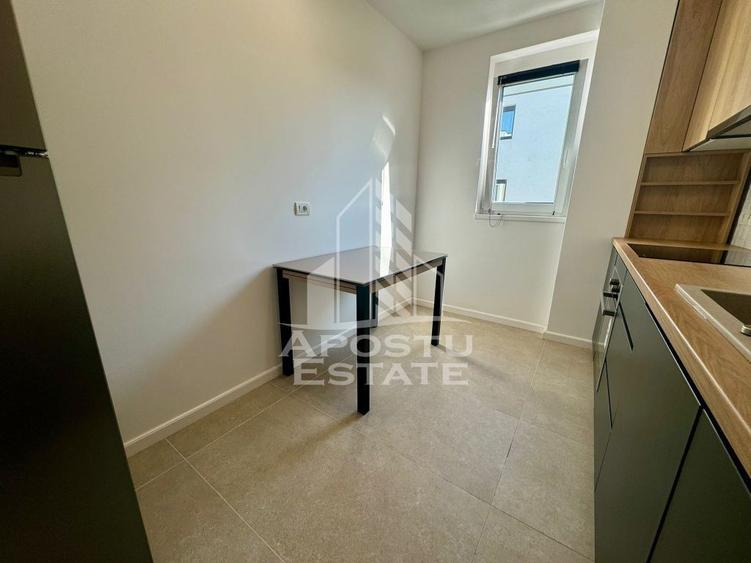 Apartament cu 2 camere decomandat în Sud
