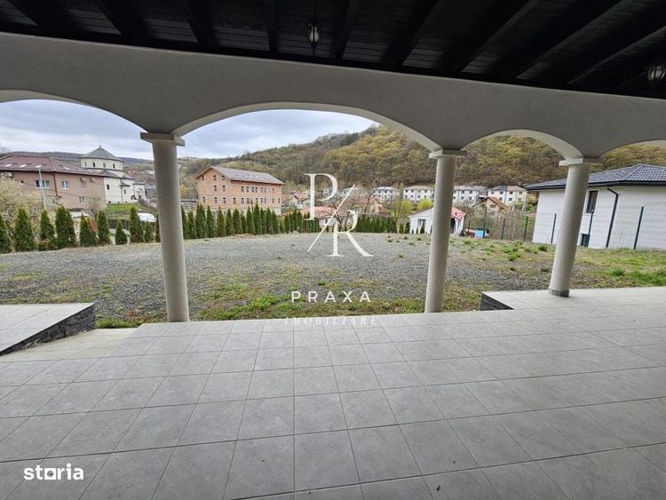 EXCLUSIVITATE! Teren de vanzare, 5.000 mp+ Restaurant mobilat si utila - 4
