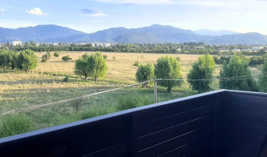 Apartament cu 2 camere decomandat în Sânpetru
