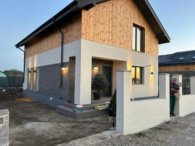 Casă cu Teren 293 Mp în Central