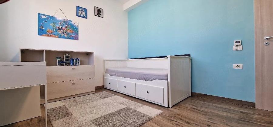 Apartament cu 3 camere decomandat în Dumbrăvița