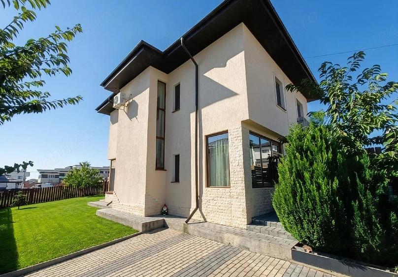 Casă cu 4 camere cu Teren 319 Mp în Central