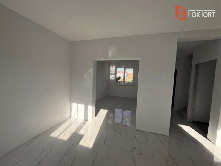 Casa insiruita de vanzare Recas - 2