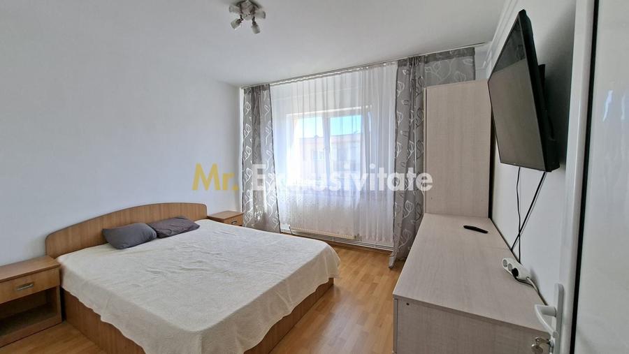 Apartament cu 3 camere decomandat, mobilat în Exercițiu