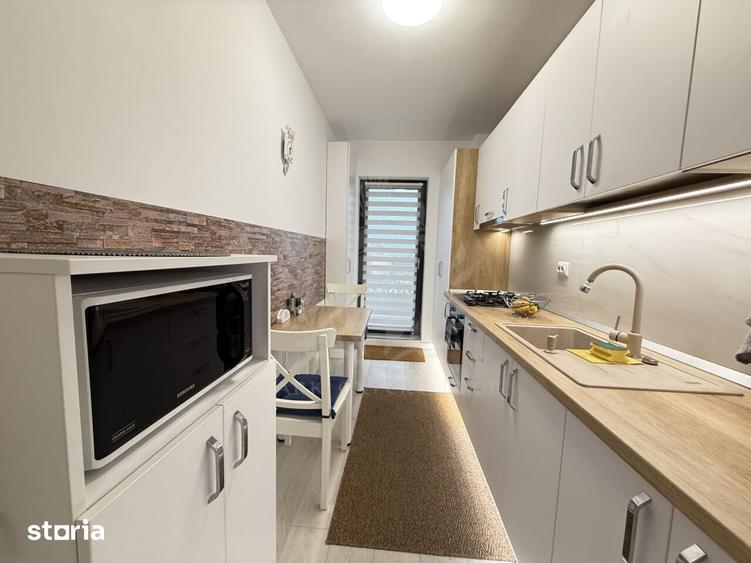 Apartament cu 3 camere decomandat, mobilat în Vest