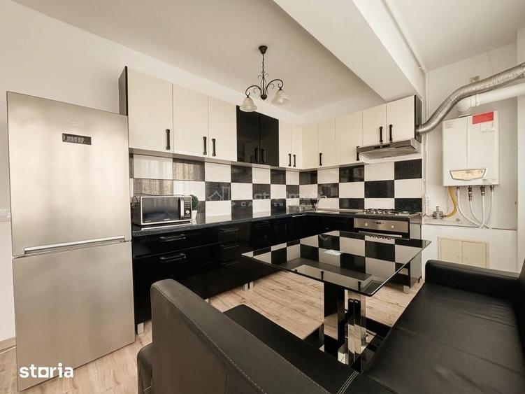 Apartament cu 3 camere decomandat în Central