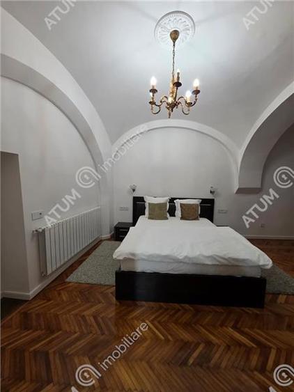 Apartament cu 3 camere decomandat, mobilat în Aeroport