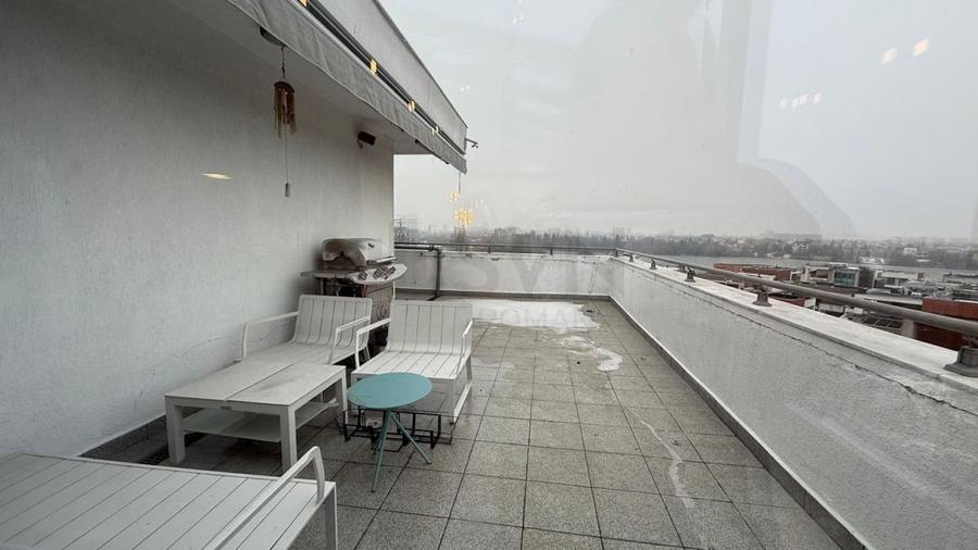 Apartament cu 3 camere semidecomandat, mobilat în Sisești