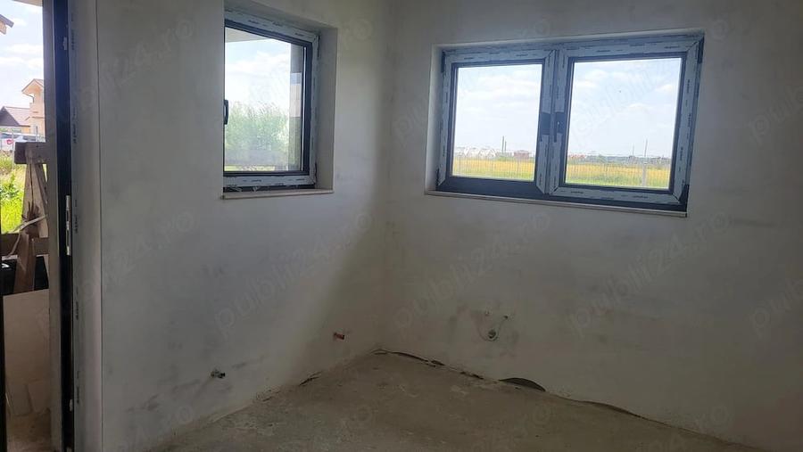 Casă cu Teren 428 Mp în Cihei