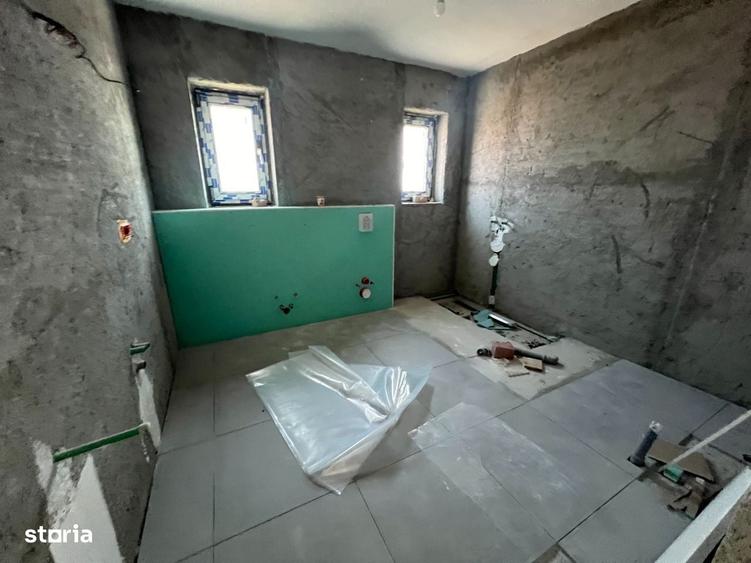 Casă cu 4 camere în Mărăcineni
