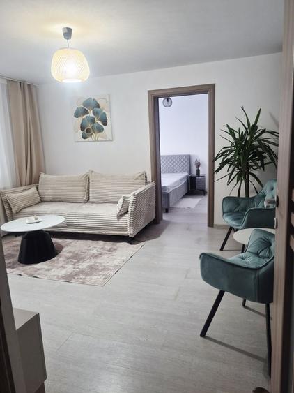 Apartament cu 2 camere semidecomandat în Central