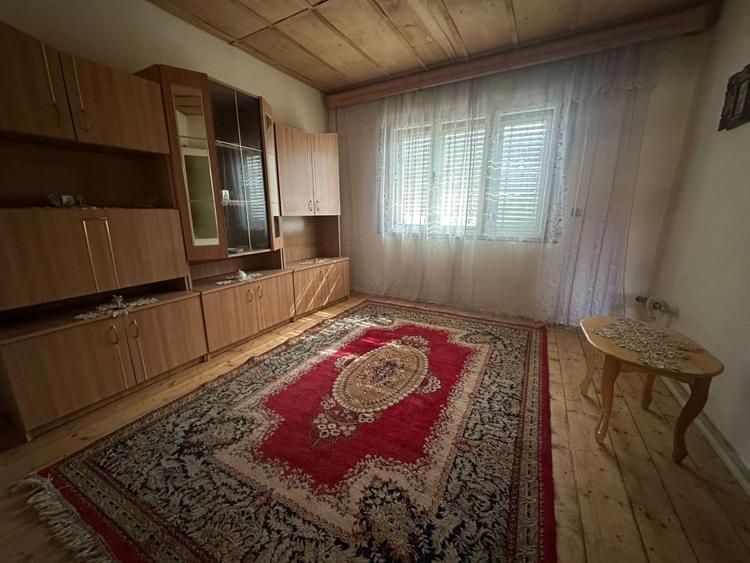 Casă individuală cu 3 camere cu Canalizare în Cugir