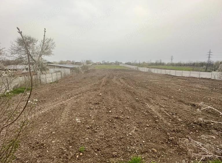 Teren de 4100 mp, în Central