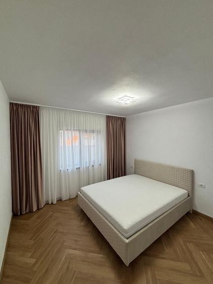 Casă cu 4 camere în Preajba