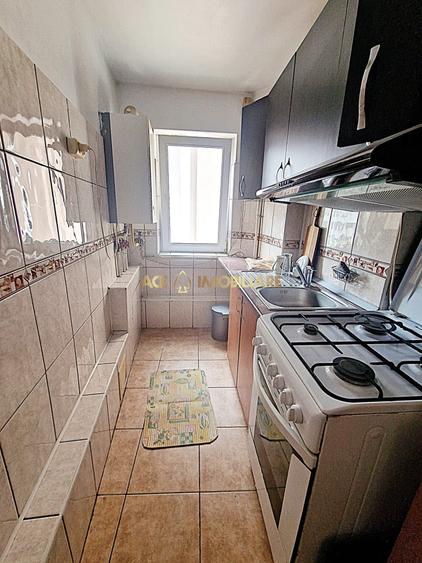 Apartament cu 2 camere nedecomandat, mobilat în 13 Septembrie