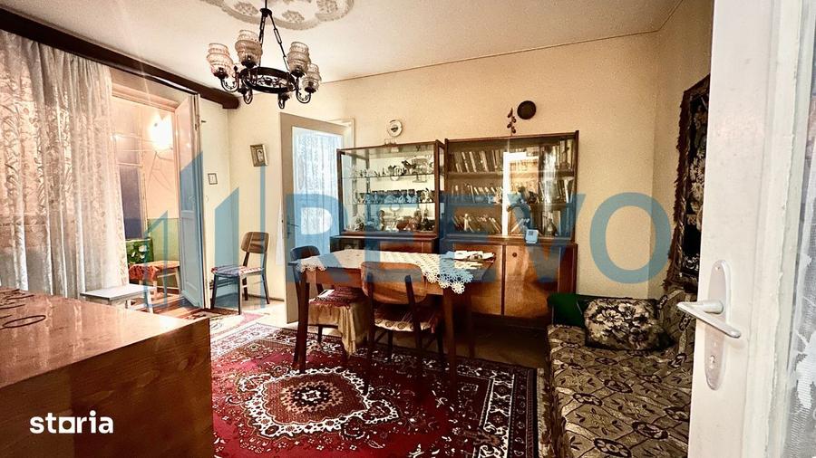 Apartament cu 3 camere de vanzare, in Buhu?i - 1