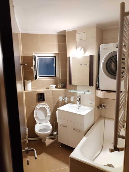 Apartament cu 2 camere decomandat în Exterior Vest