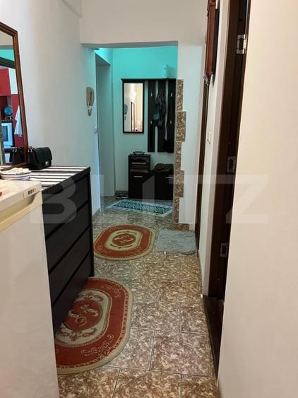 Apartament cu 3 camere semidecomandat, mobilat în Vatra Dornei
