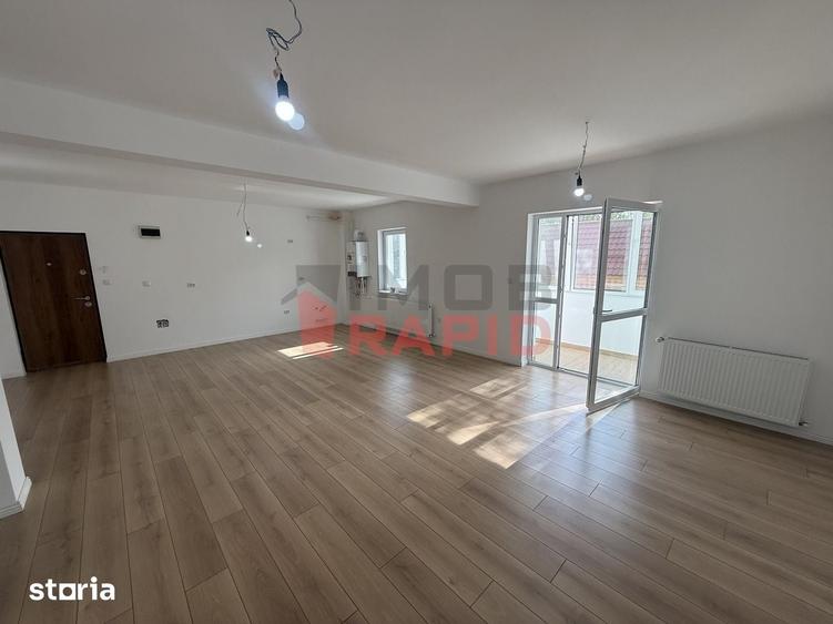 Apartament cu 3 camere în Unirea