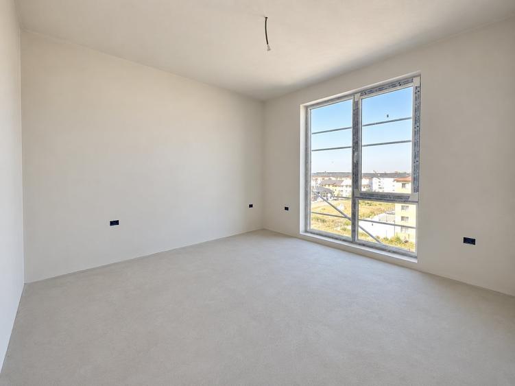Penthouse cu 3 camere decomandat în Giroc