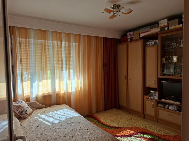 Apartament cu 2 camere semidecomandat, mobilat în Ultracentral