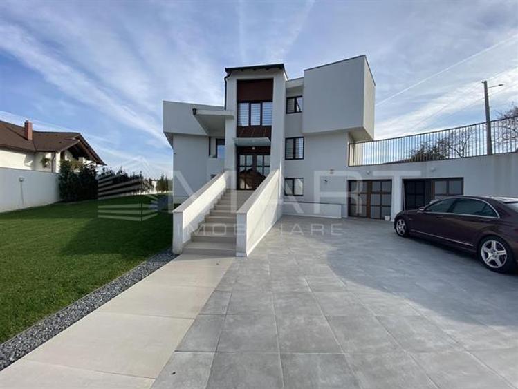 Vila de lux 5 camere +1500mp teren Cisnadie - 19