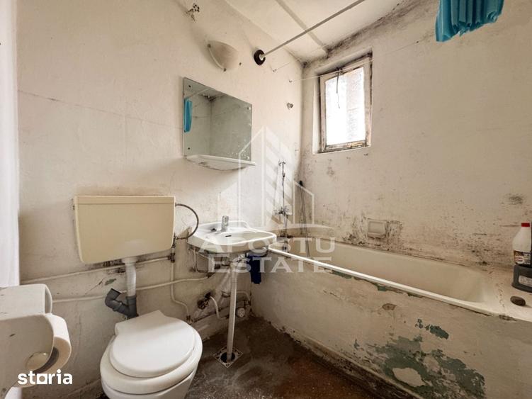 Apartament cu 2 camere semidecomandat în Central