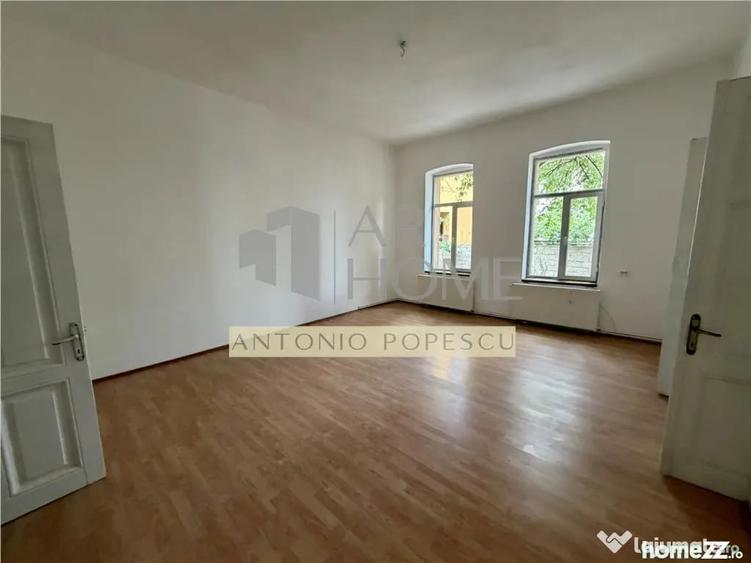 Casă cu 4 camere cu Teren 605 Mp în Central
