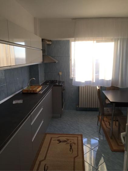 Inchiriez apartament central - 1
