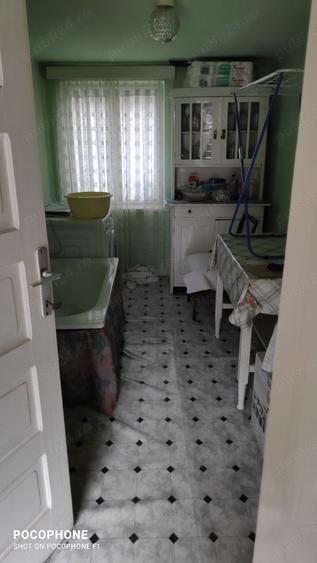 Casă cu 5 camere cu Teren 147 Mp în Gruia