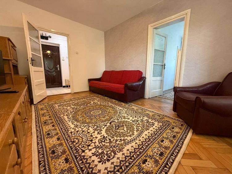 Apartament cu 2 camere semidecomandat în Central